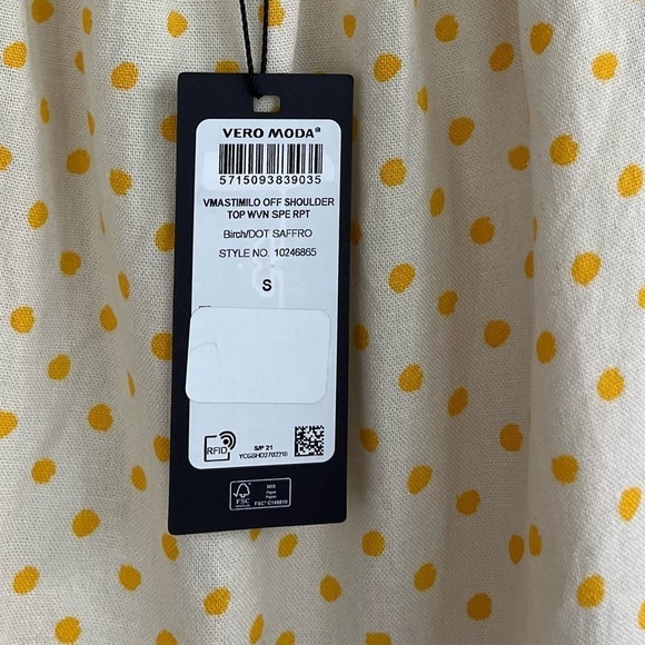 Vero MODA Off-Shoulder Linen Birch Saffron Polka Dot Boho Blouse Size S NWT - Picture 9 of 12